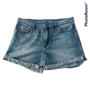 Calvin Klein Jeans light blue denim cuffed shorts, size 30, EUC